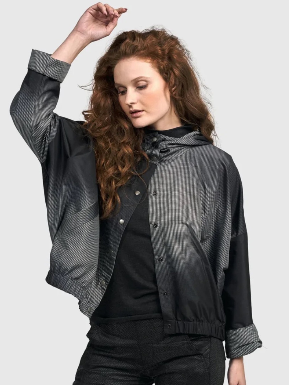 URBAN BY ALEMBIKA URBAN HOLOGRAM WINDBREAKER - Picture 3 of 9